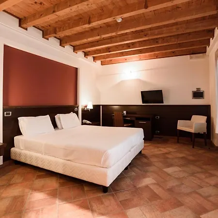 Hotel Country Castelbarco 4*