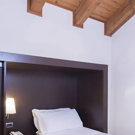 Hotel Country Castelbarco Vaprio dʼAdda