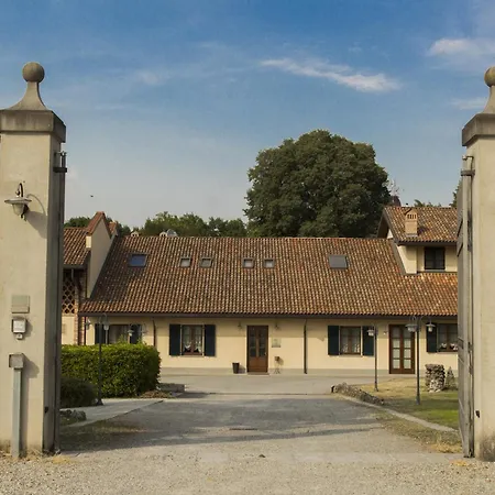 Country Castelbarco Vaprio dʼAdda