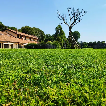 Country Castelbarco Hotel